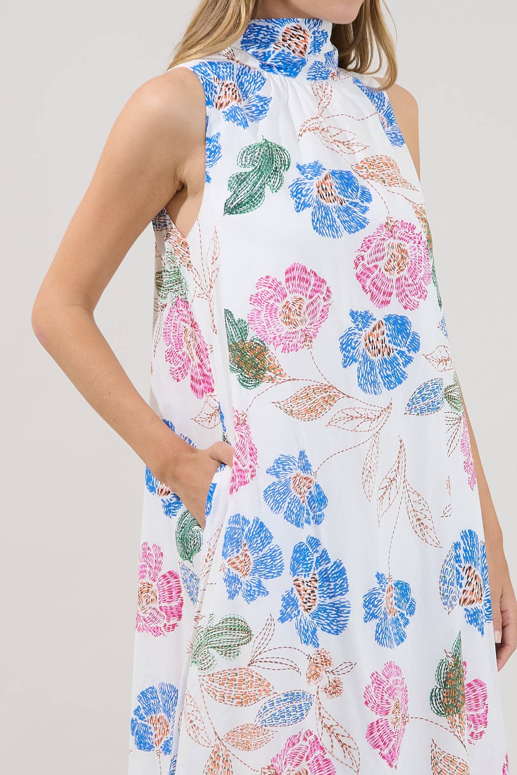 Akiya Wild Poppy Mockneck Maxi Dress